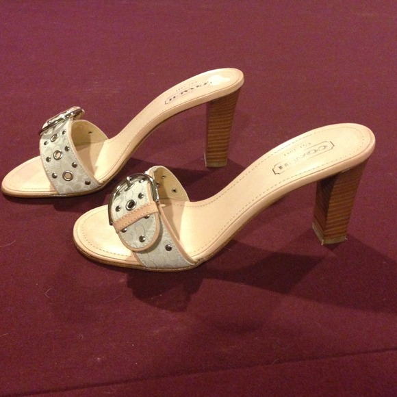 New Auth Coach signature sandals shoes heels 8 - Picture 2 of 4