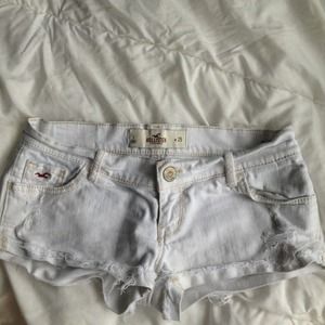 White denim Hollister low rise shorts