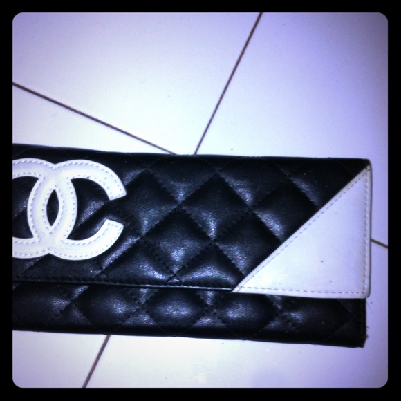 Chanel wallet