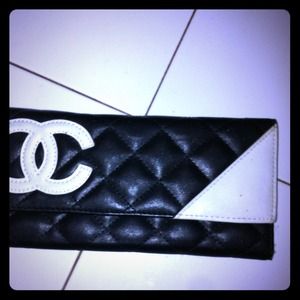 Chanel wallet
