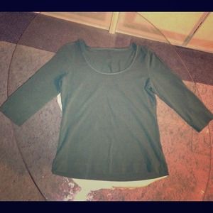 NEW PRICE!!! Basic Tshirt