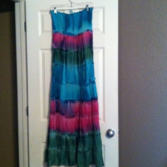 Strapless Maxi, great summer dress- never worn!