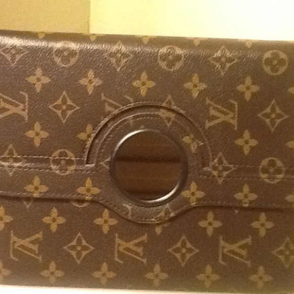 New LV Ipad cover 360 rotation