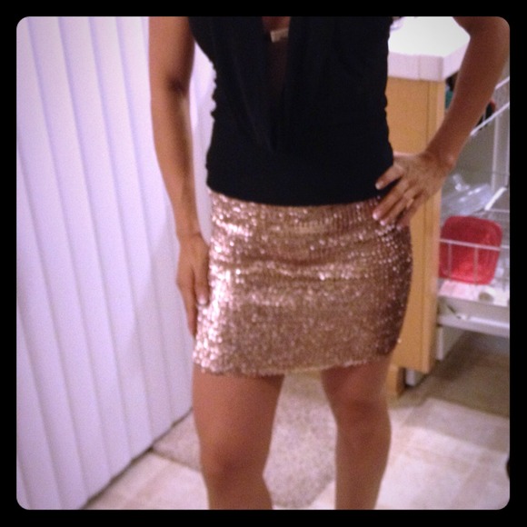 Dresses & Skirts - Super Sexy Sequins skirt