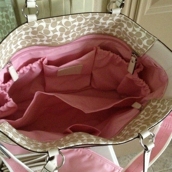 Reduced! Pink/beige coach purse/diaper bag &wallet - Picture 3 of 4