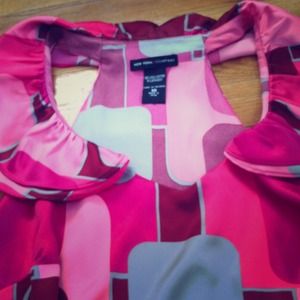 New York and Company fun dress shirt!