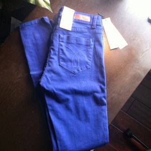 💥REDUCED💥Calvin Klein Blue Legging Jean NWT