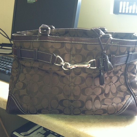 💜Coach Large Carryall💜