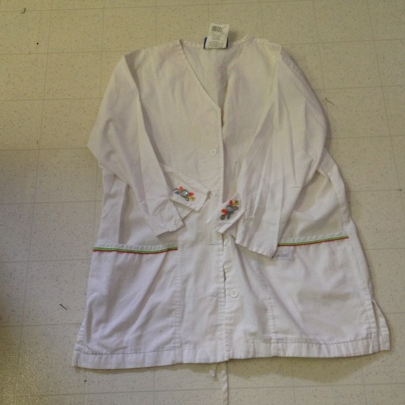 White scrub jacket