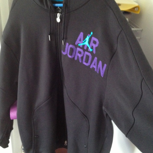 Air Jordan sweater