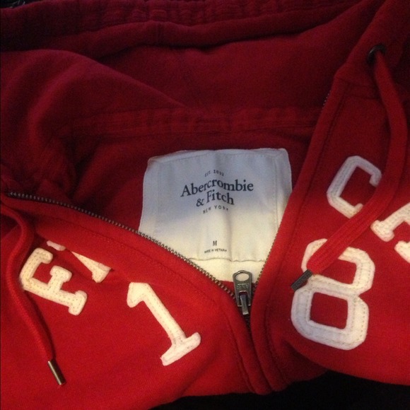 red - Picture 2 of 2