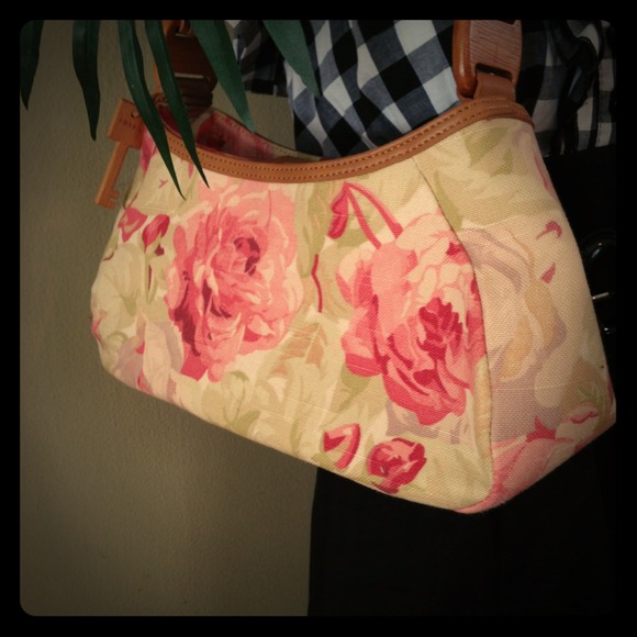 Beautiful Floral FOSSIL Bag