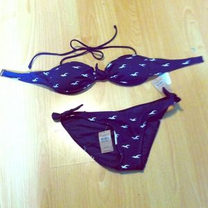 ❌❌❌reserved❌❌❌Navy blue Hollister bikini