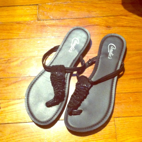 *SOLD IN BUNDLE*** Sparkly Black sandals
