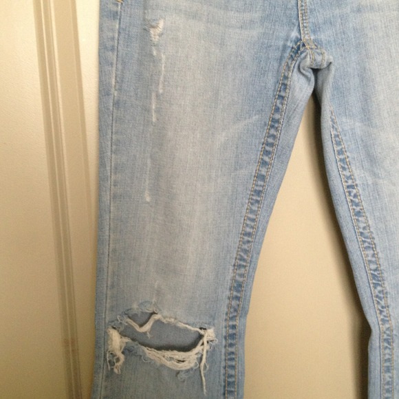 Women's Aeropostale jeans - Picture 3 of 4