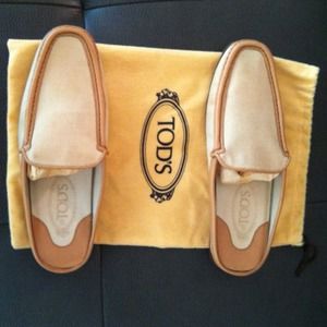 Women's TODs shoes, creme leather and canvas w bag