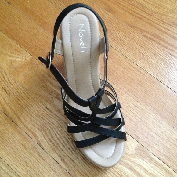 Open toe wedges - Picture 2 of 4