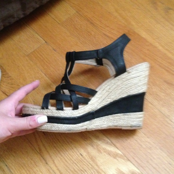 Open toe wedges - Picture 3 of 4