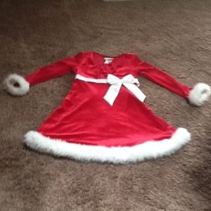 Little girls dress SOLD