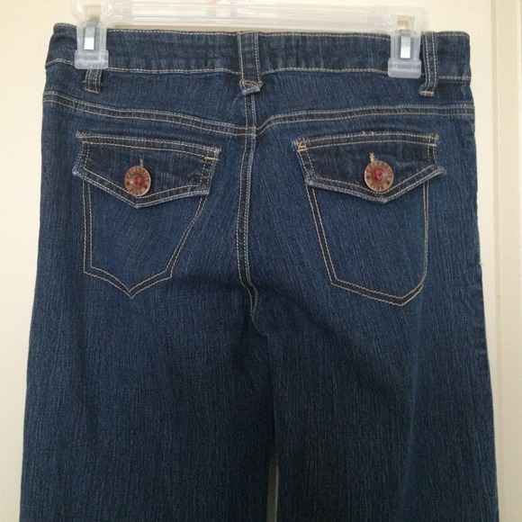 Women's Jeans - Picture 3 of 4