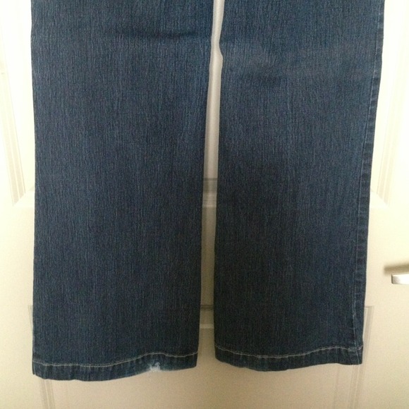 Women's Jeans - Picture 4 of 4