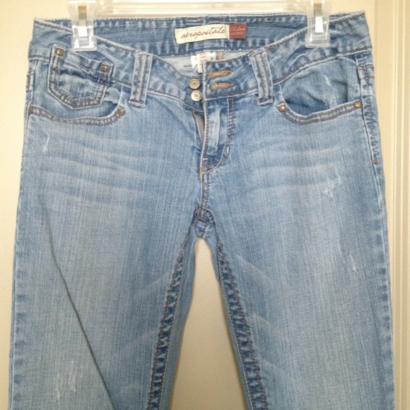Women's Aeropostale jeans - Picture 2 of 3