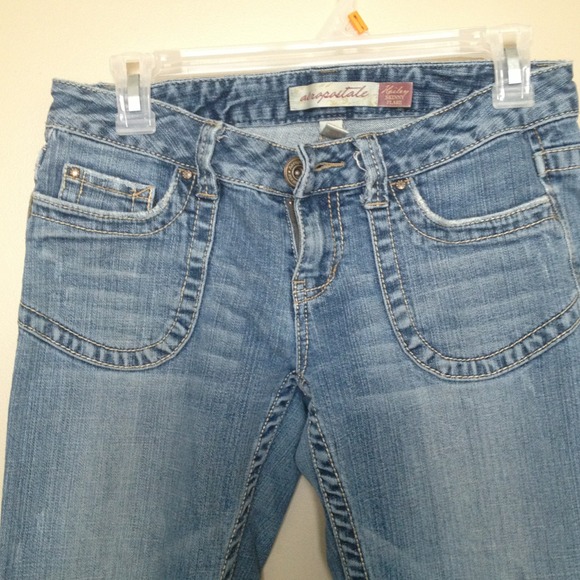 Women's Aeropostale jeans - Picture 2 of 4