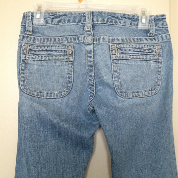 Women's Aeropostale jeans - Picture 3 of 4