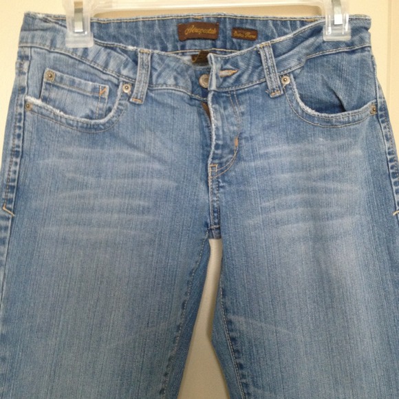 Women's Aeropostale jeans - Picture 2 of 4