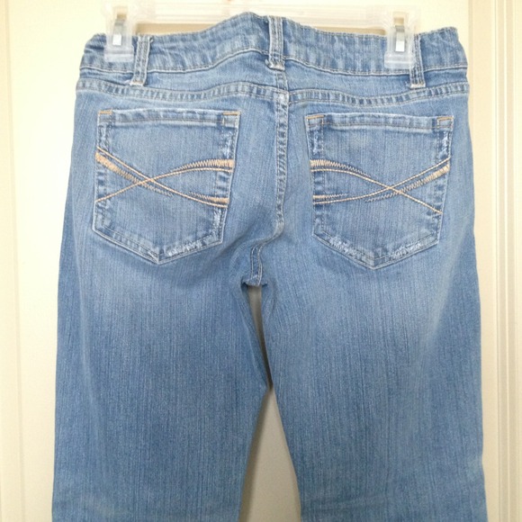 Women's Aeropostale jeans - Picture 4 of 4