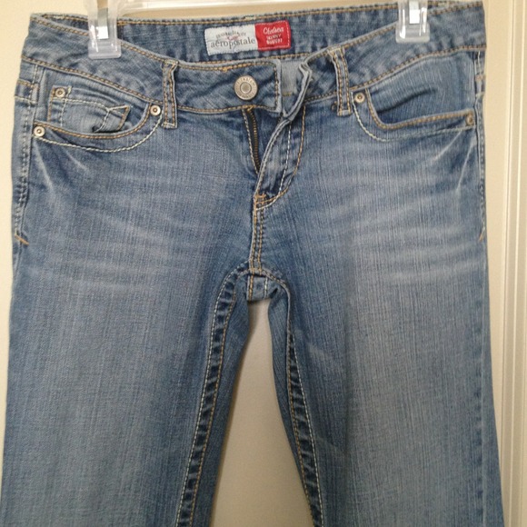 Women's Aeropostale jeans - Picture 2 of 3