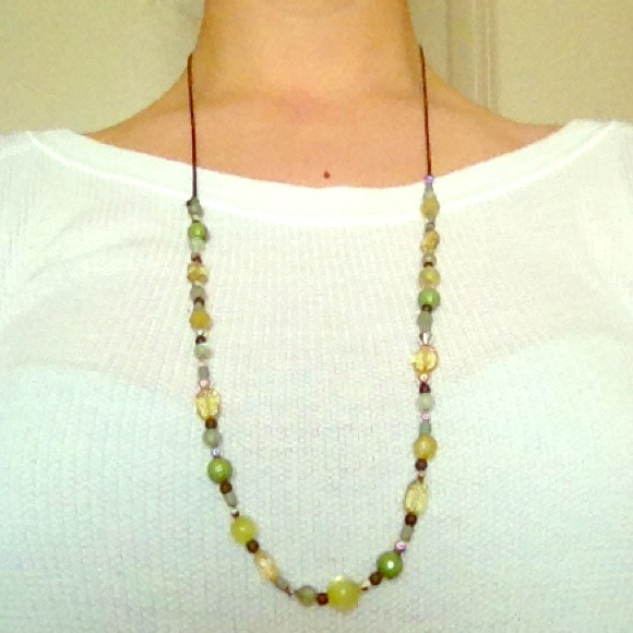 Necklace - Picture 1 of 2