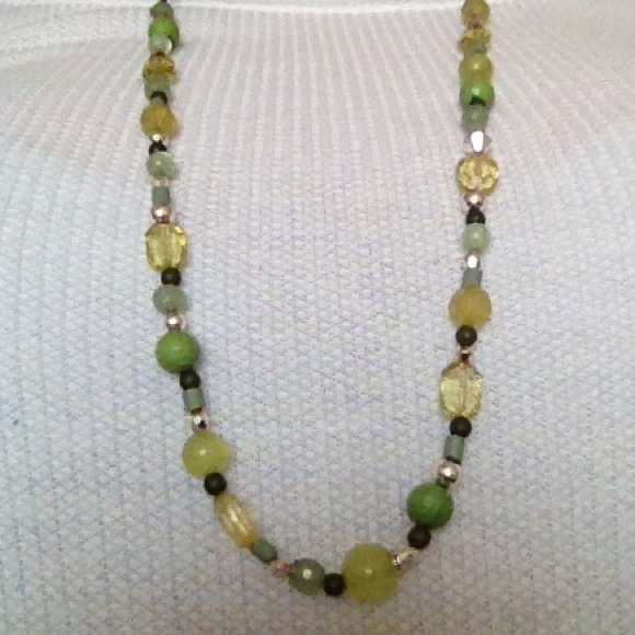 Necklace - Picture 2 of 2