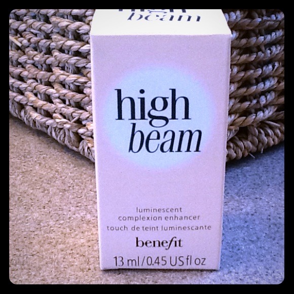 ⭐SOLD!!!⭐Benefit High Beam complexion enhancer