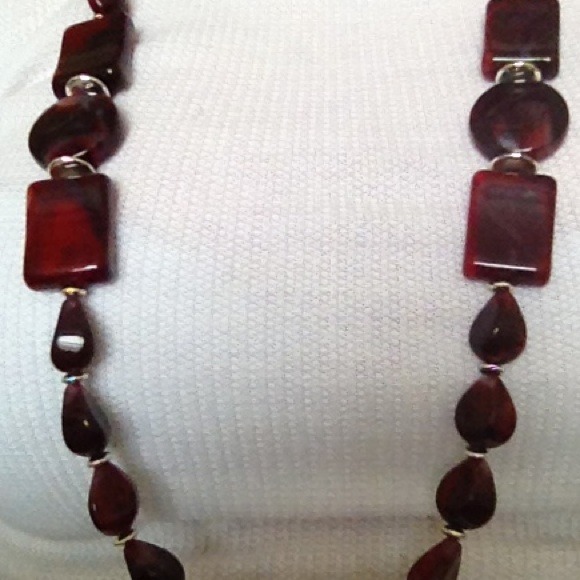 Necklace - Picture 2 of 2