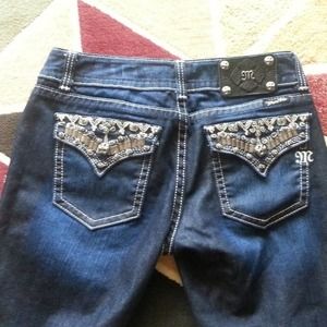 Miss Me skinny jeans size 31 with 30' inseam.