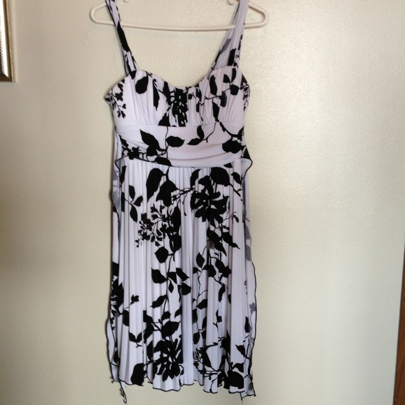 Speechless dress