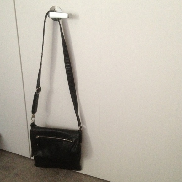Cross body bag