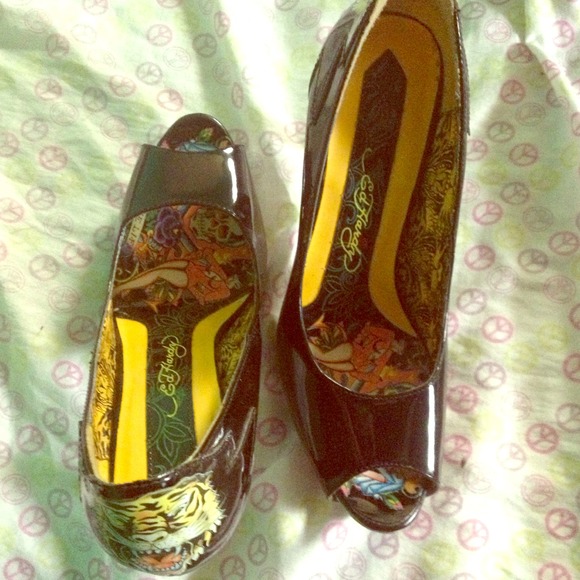 Ed Hardy Pumps