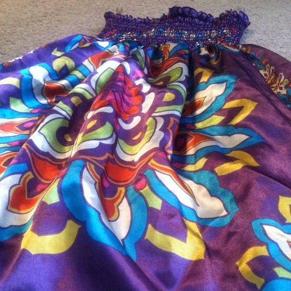 Dress - Picture 2 of 2