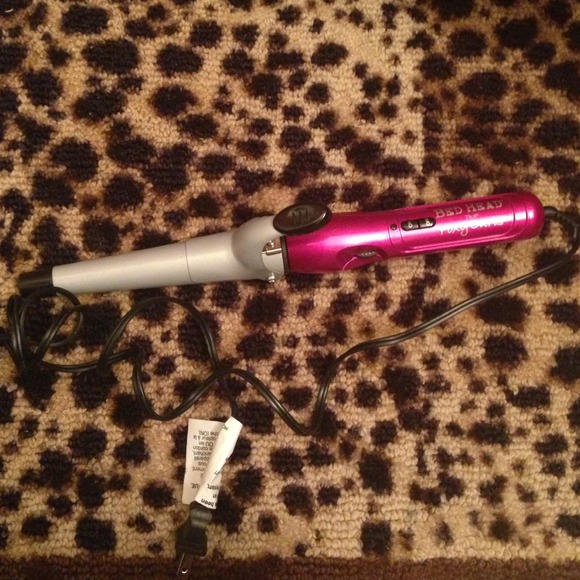 Bed head wand curling tool