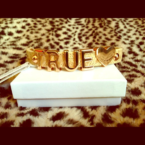 ❌❌SOLD❌❌BCBG "TRUE<3" affirmation bracelet