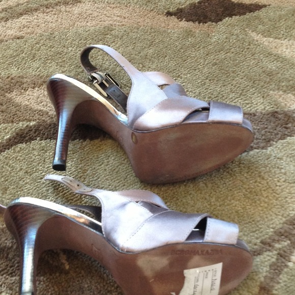 Beautiful shoes BRAND NEW - Picture 2 of 3