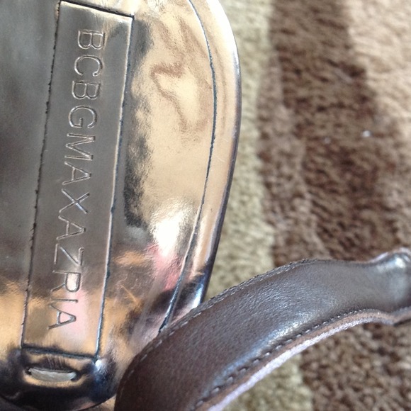 Beautiful shoes BRAND NEW - Picture 3 of 3