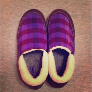 Sorel slipper shoes