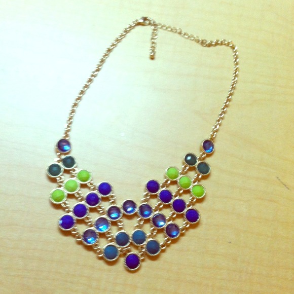 Beautiful necklace TRADED