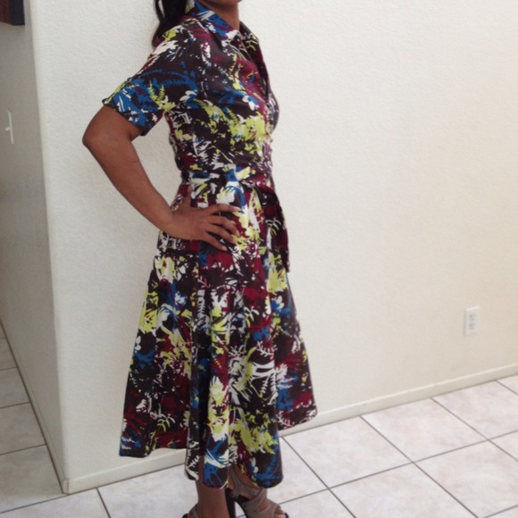 50's style floral dress - Picture 2 of 3