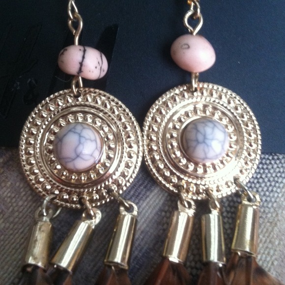 H&M Jewelry - Earring H&M Jewelry - Earring