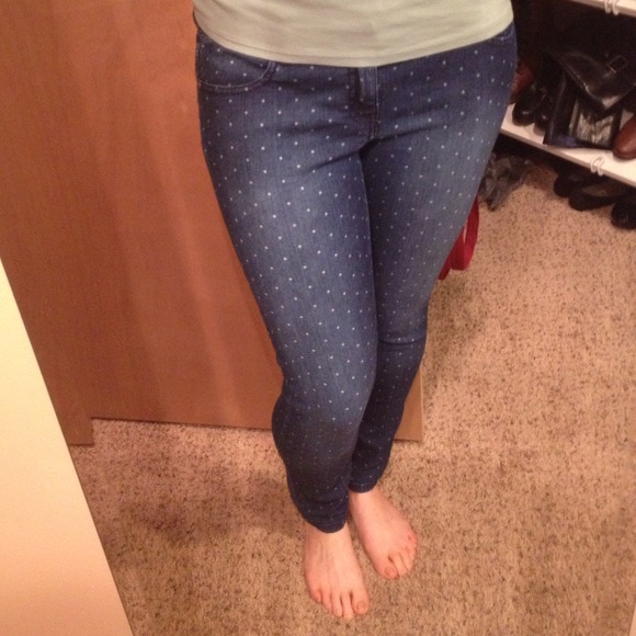 !!SOLD!! BUNDLED--Polka dot skinny jeans