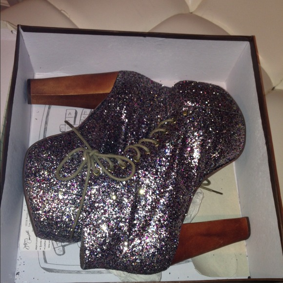 ๐ข๐ข๐ฅ๐ฅSOLD!!!๐ข๐ข๐ฅ๐ฅ - Picture 3 of 3